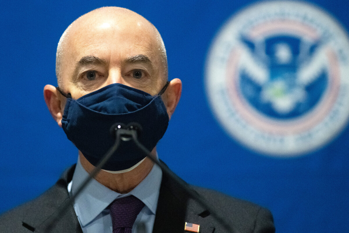 Biden’s DHS Secretary: If Parents Send Children To Border ‘We Will Not Expel’ Them, ‘Will Care For’ Them 1