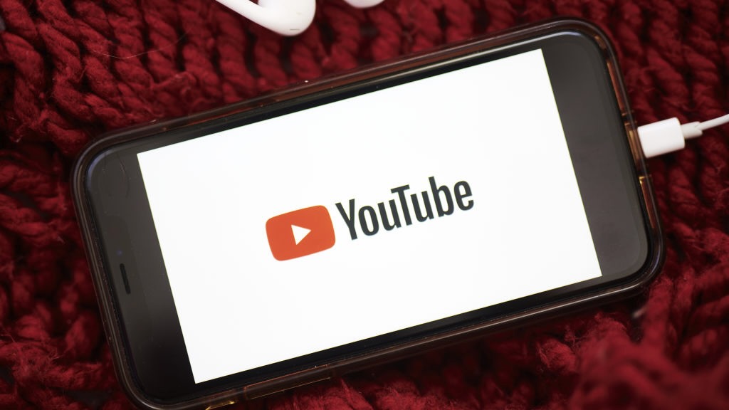 ‘Charlie Bit My Finger’ Video To Be Taken Off Youtube After Selling As NFT 1