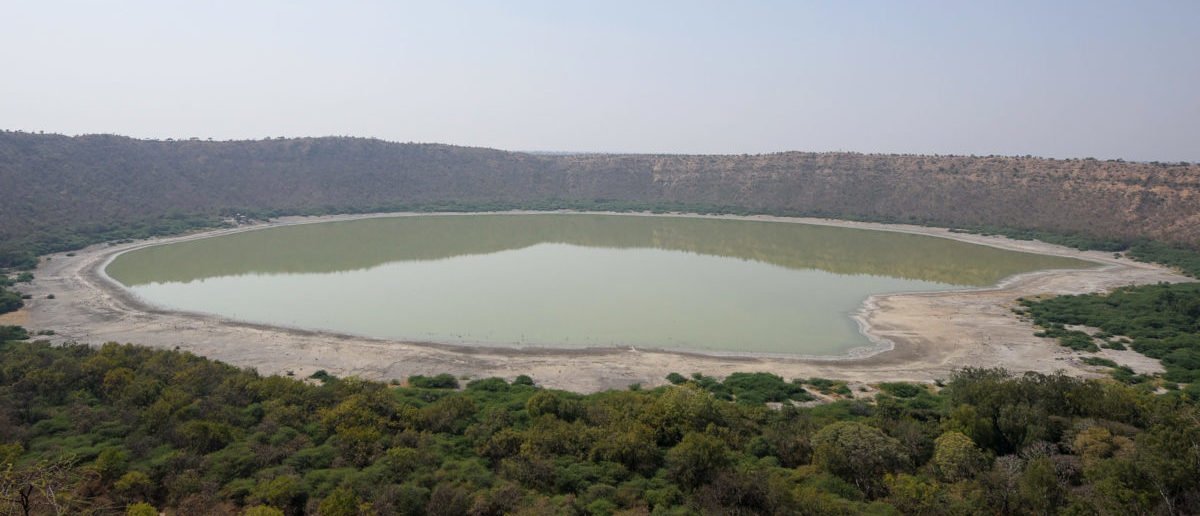 FACT CHECK: Does This Image Show A Heart-Shaped Pond In Zimbabwe? 1