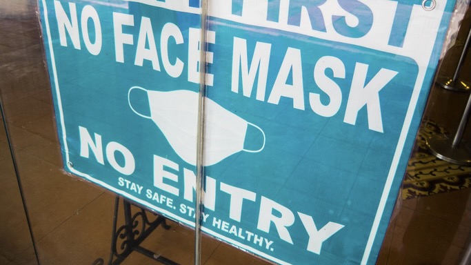 St. Louis To Require Masks Indoors Again, Regardless Of Vaccination Status; State AG To File Lawsuit 1