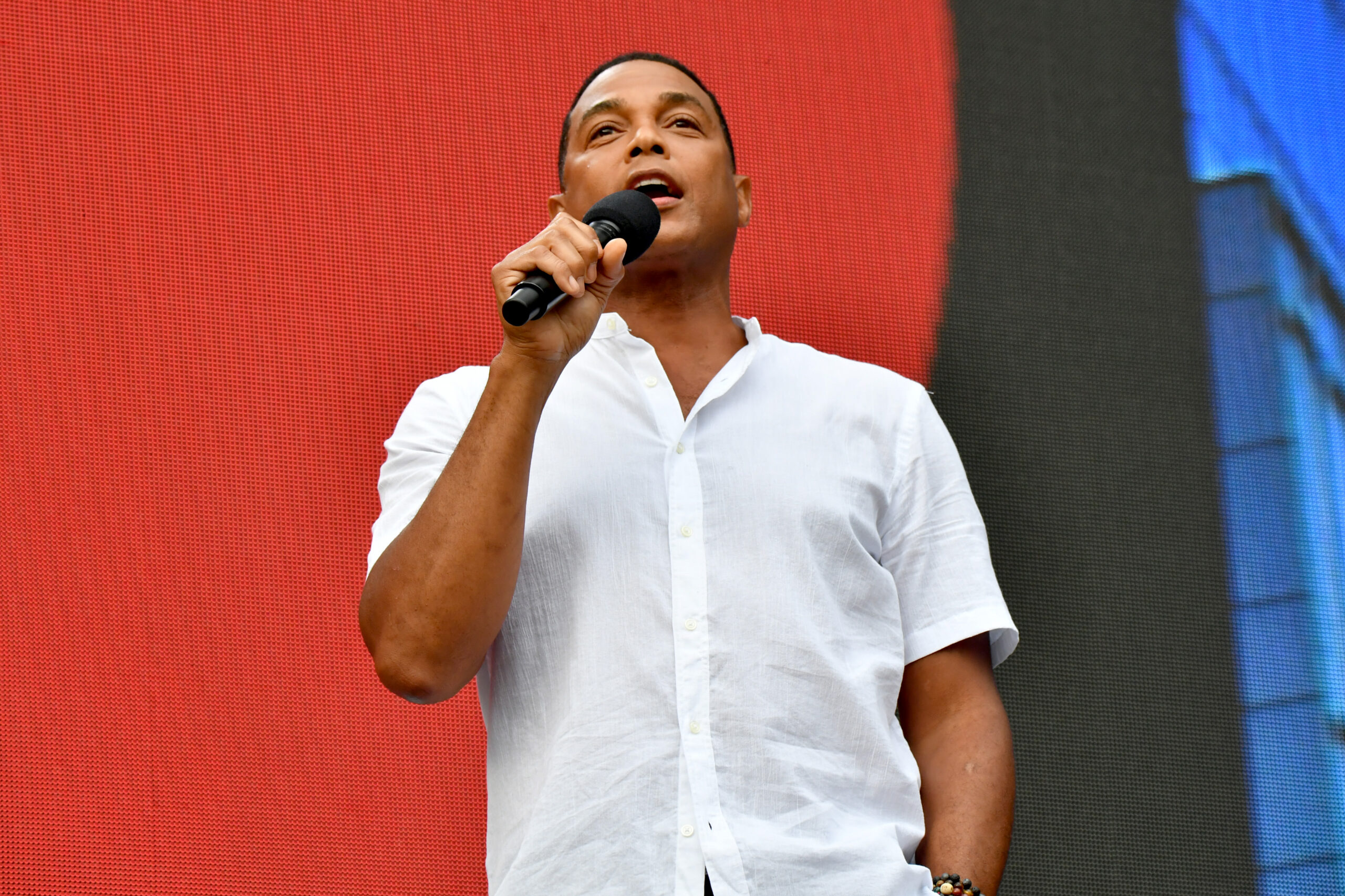 ‘Don’t Go To The Hospital When You Get Sick!’: Don Lemon Screams At The Unvaccinated 1 ‘Don’t Go To The Hospital When You Get Sick!’: Don Lemon Screams At The Unvaccinated