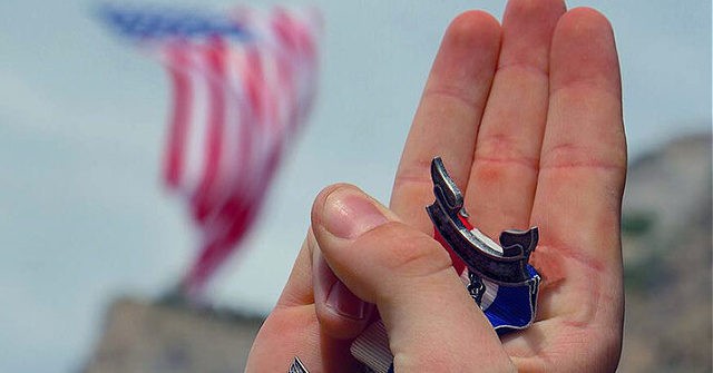 New Orleans Eagle Scout Hailed as Hero for Saving Multiple People from Drowning 1
