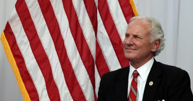 South Carolina Gov. Henry McMaster to Bar Cabinet Agencies from Enforcing Vaccine Mandates 1