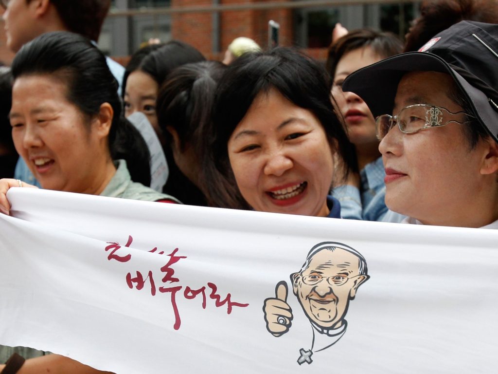Seoul Urges North Korea to Welcome Pope Francis Visit 1