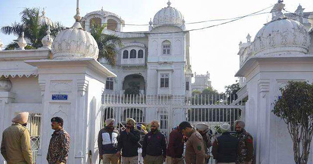 India: Mob Beats Man to Death for Allegedly Touching Holy Bejeweled Sword 1