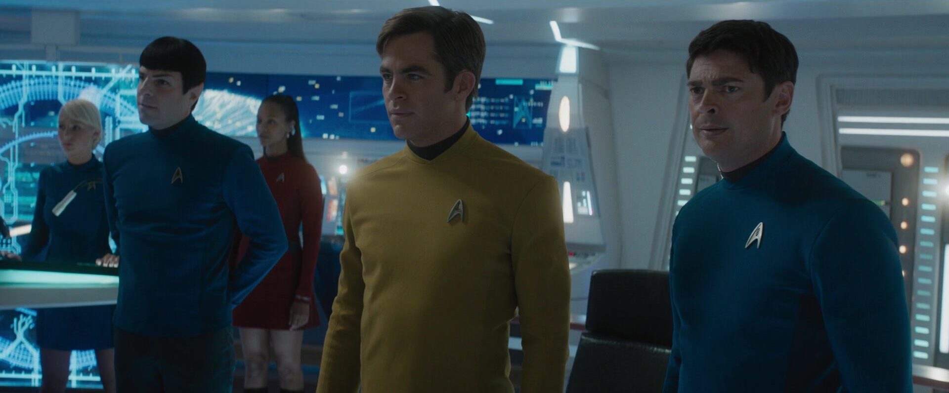 William Shatner Blasts Recent Star Trek TV Series, Says Creator Gene Roddenberry Would “Be Turning In His Grave At Some Of This Stuff” 5