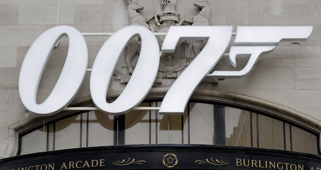 James Bond Film Producer Reveals The One Scene Used To Test All Would ...